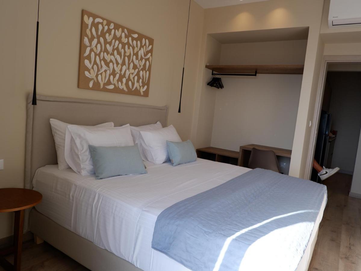 Kaiser Luxury Suites Achílleion Dış mekan fotoğraf