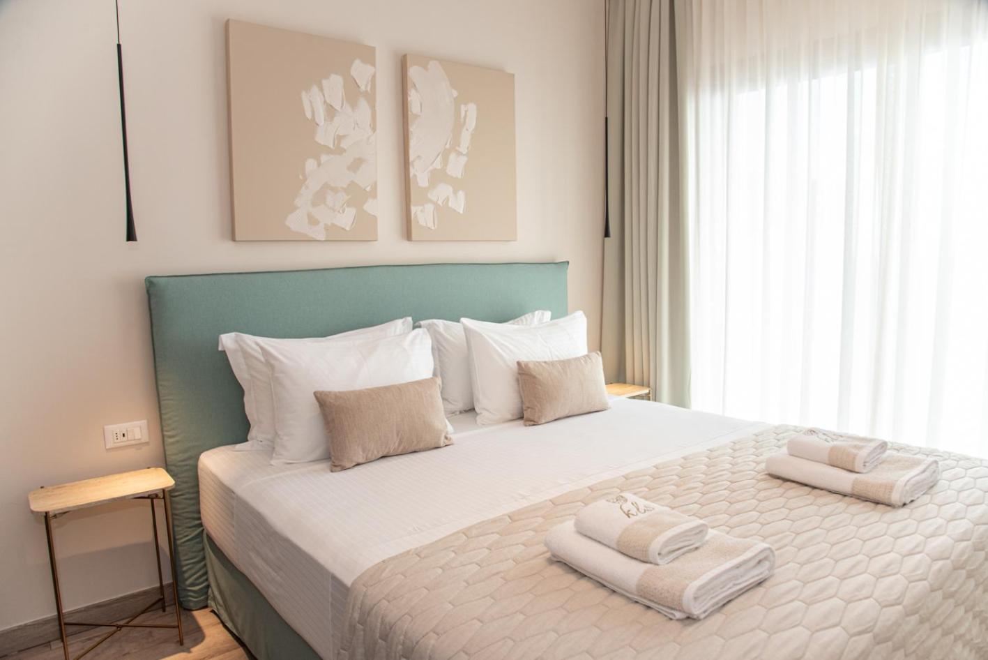 Kaiser Luxury Suites Achílleion Dış mekan fotoğraf