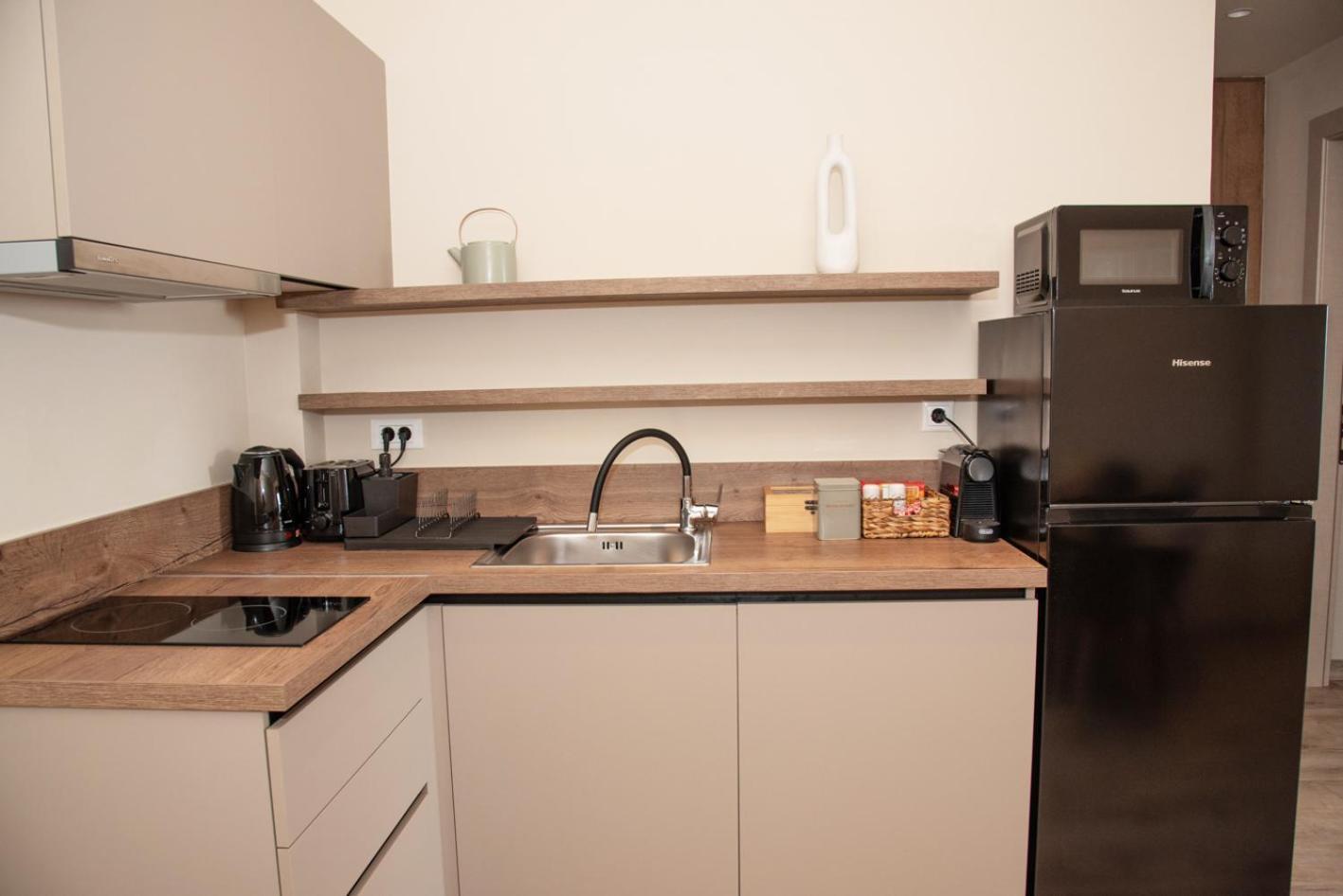 Kaiser Luxury Suites Achílleion Dış mekan fotoğraf